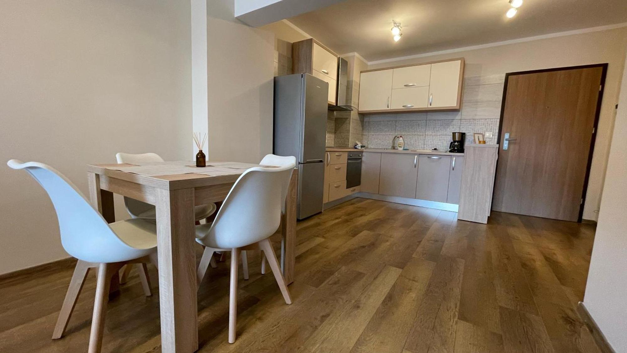 Ad Apartments كلوج-نابوكا الغرفة الصورة