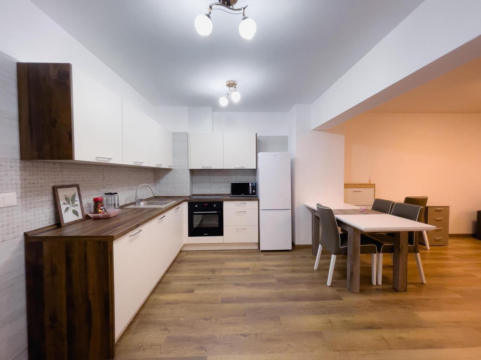 Ad Apartments كلوج-نابوكا الغرفة الصورة